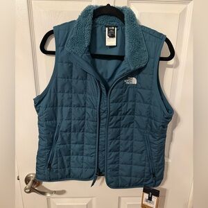 Brand New The North Face teal Vest